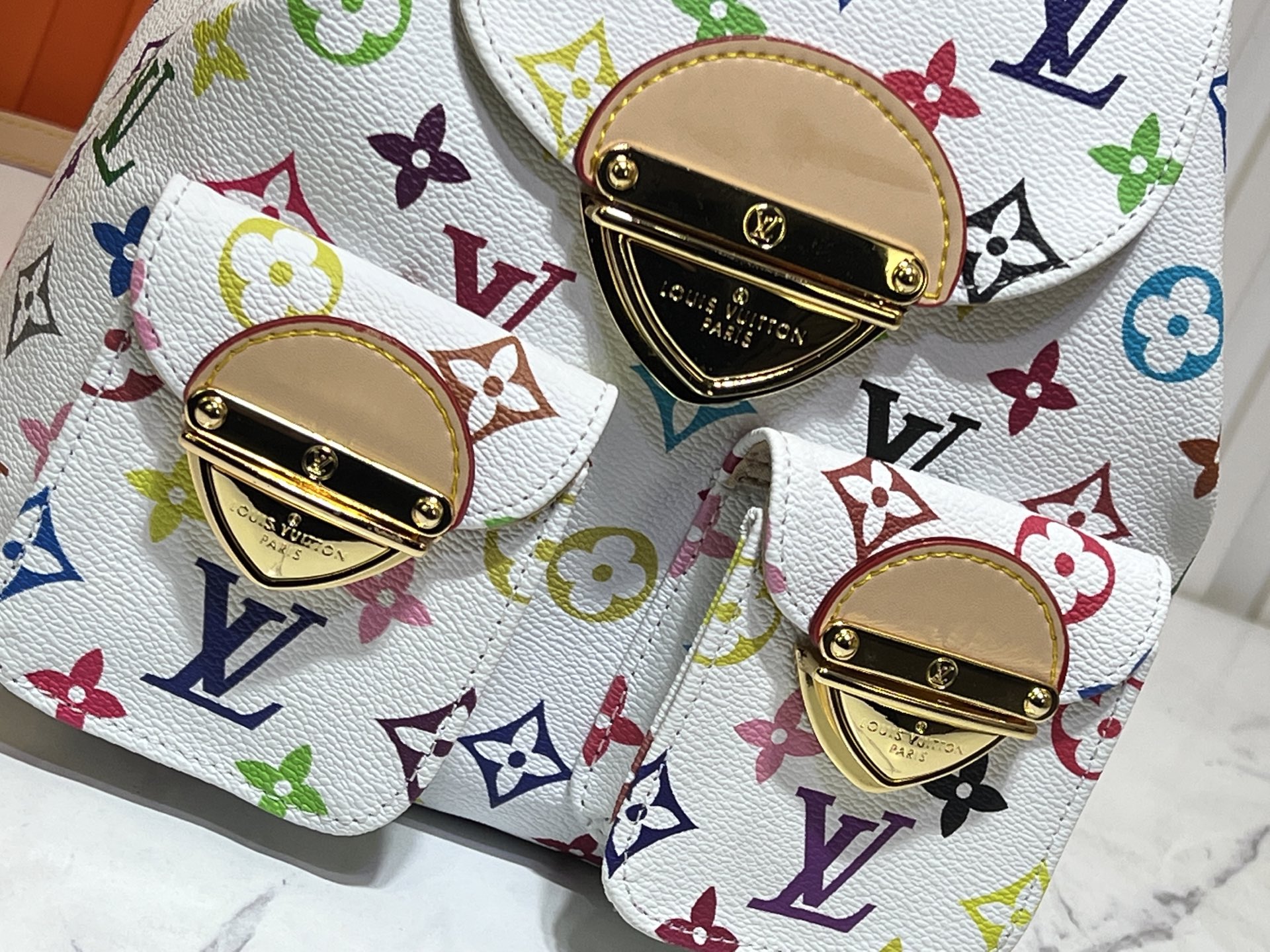 スーパーコピーバッグ国内発送対応N品安全必ず届く信用できるサイト
